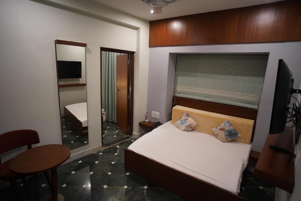 Fabhotel Naivara Boutique Udaipur Exterior photo