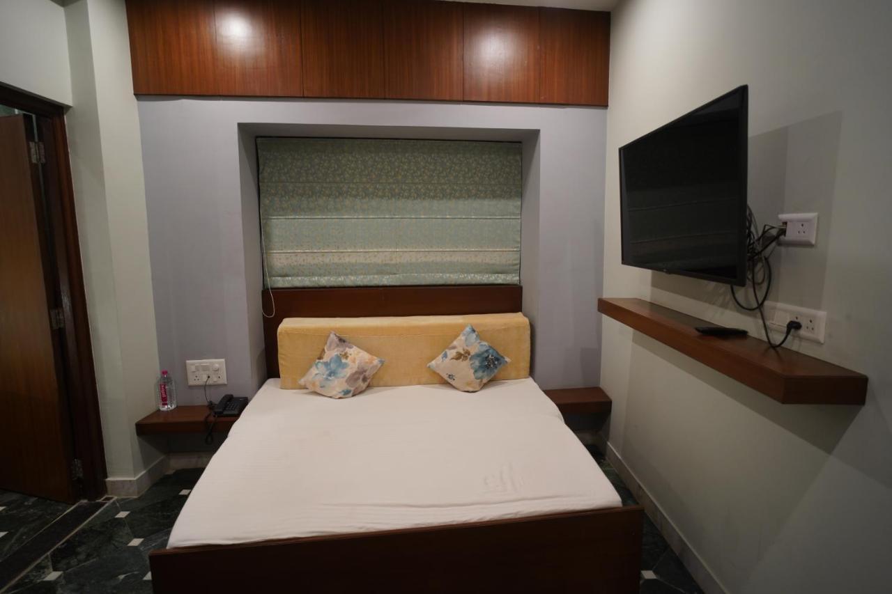 Fabhotel Naivara Boutique Udaipur Exterior photo